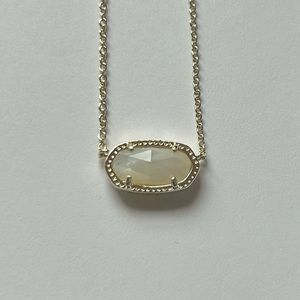 Kendra Scott Elisa Necklace in Gold Ivory Mother of Pearl 🚨NWT!🚨